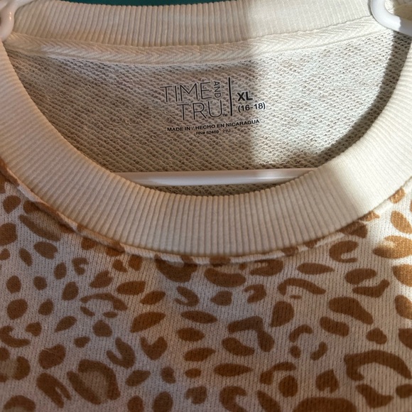 Time and Tru Tan Leopard Print Top - Picture 3 of 3